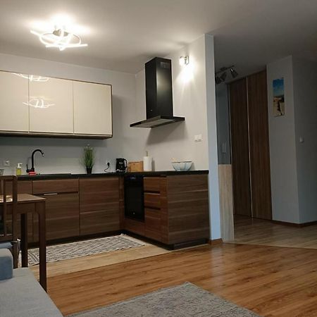 Powstancow 32 Apartment Zielonka  Ngoại thất bức ảnh